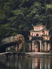  Bich Dong Pagoda