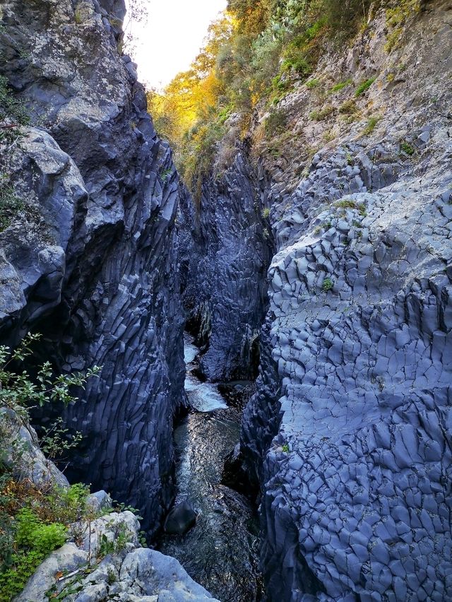 Sicilian Wonders: Alcantara Gorge & Messina