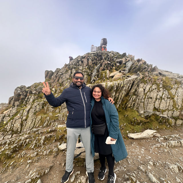“A Rain-Kissed Adventure on the Snowdon Mountain Railway: Breathtaking Views and a Thrilling Journey