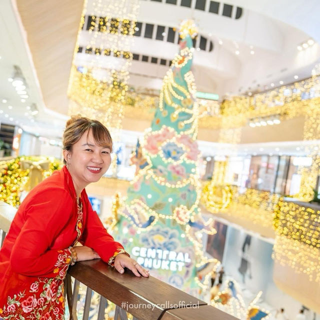 “ต้นคริสต์มาสภูเก็ต-เพอรานากัน” 🎄 ครั้งแรกของโลก!