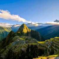 Hiking the Inca Trail to Machu Picchu: the challenging hiking adventure in Peru! 