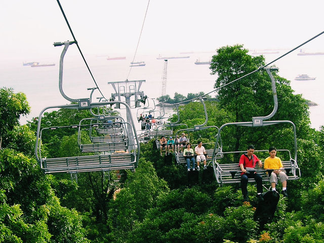 A Fun-Filled Day in Singapore: Iconic Sights & Waterfront Adventures