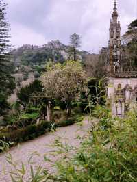 🏰 A Guide to Visiting Quinta da Regaleira 🌿✨