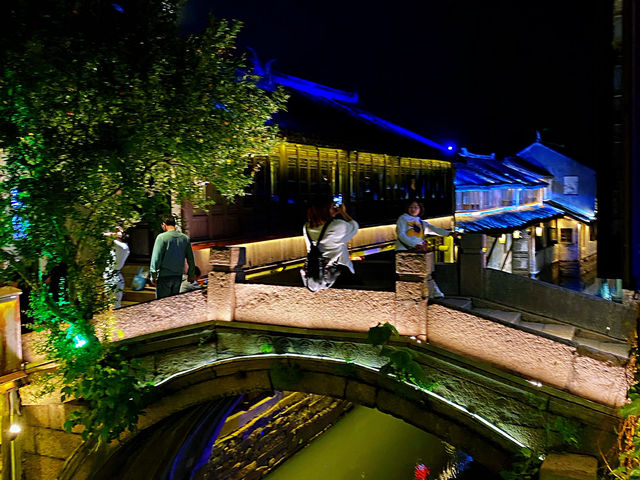 Zhouzhuang by Night – Pure Magic on the Water