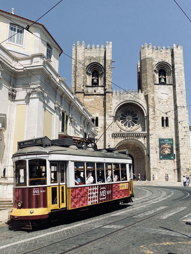 Lisbon ：A City That Smiles in the Sun