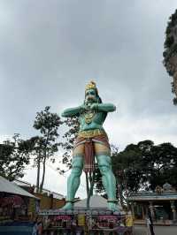 Batu Caves чудо в нескольких километров от центра Kuala Lumpur 
