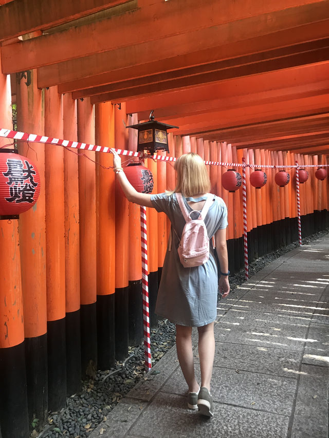 Fushimi Inari: Magical Foxes and Thousands of Tori