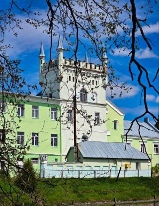 Bilokrynytsia Palace: Ukraine’s Epic Neo-Gothic Dream Castle 🏰✨