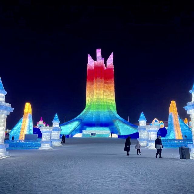 ICE AND SNOW WORLD ❄️