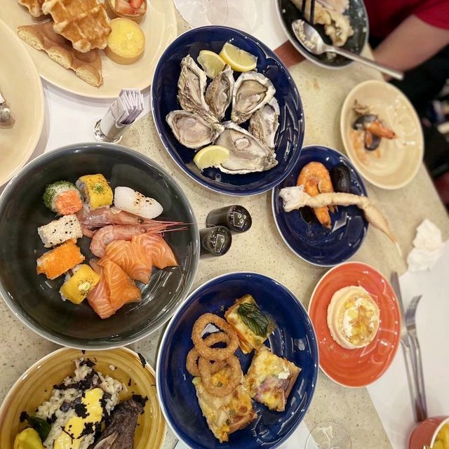 澳門🇲🇴不能錯過呢間扶牆走嘅自助餐