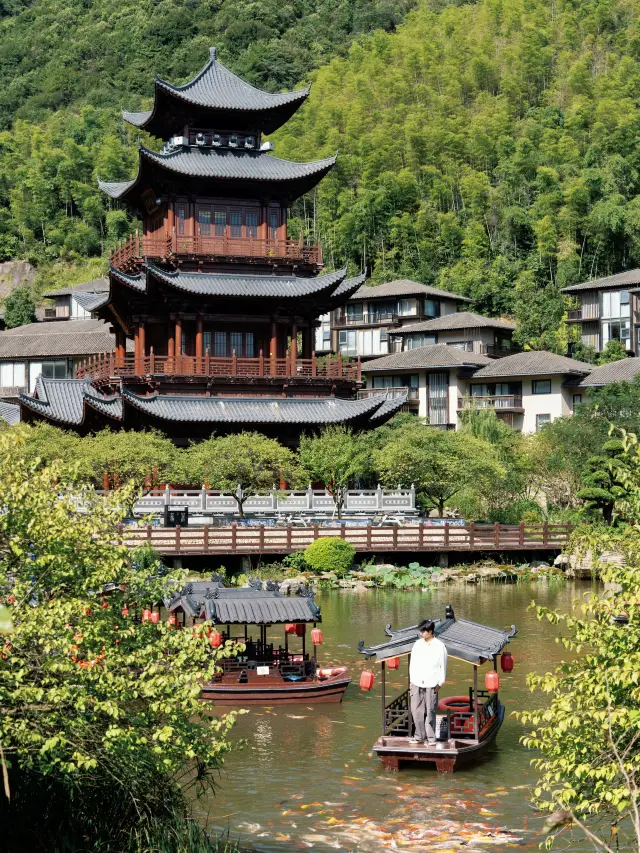 If you don't want to work, come and stay in this ancient town in the south of the Yangtze River for a few days