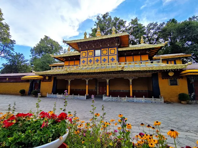 티베트 라사의 노르부링카