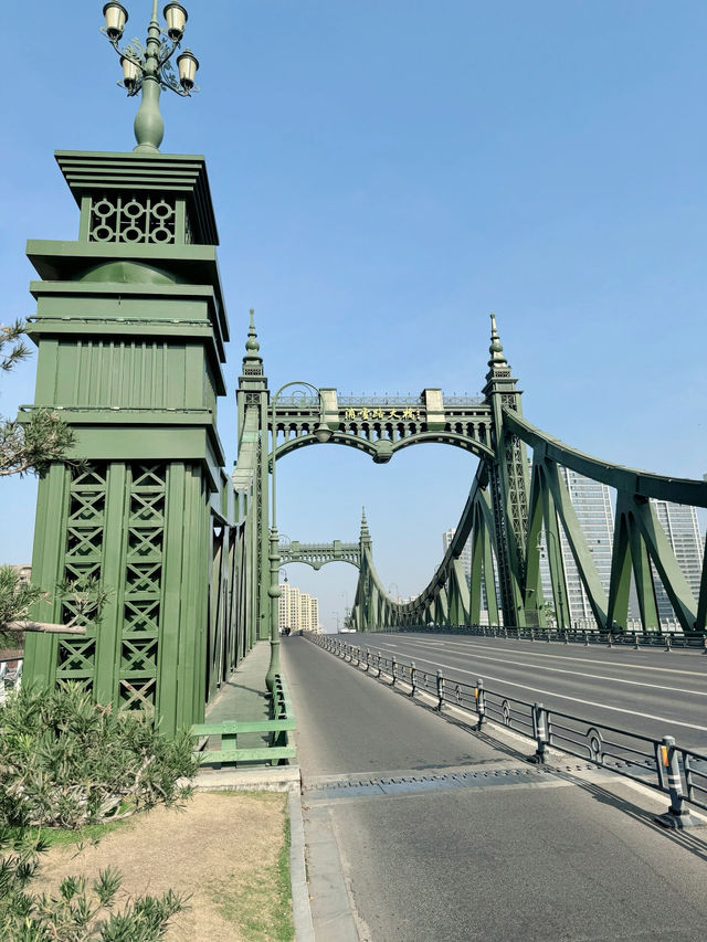 南京市倫敦區·浦口超浪漫愛心大橋