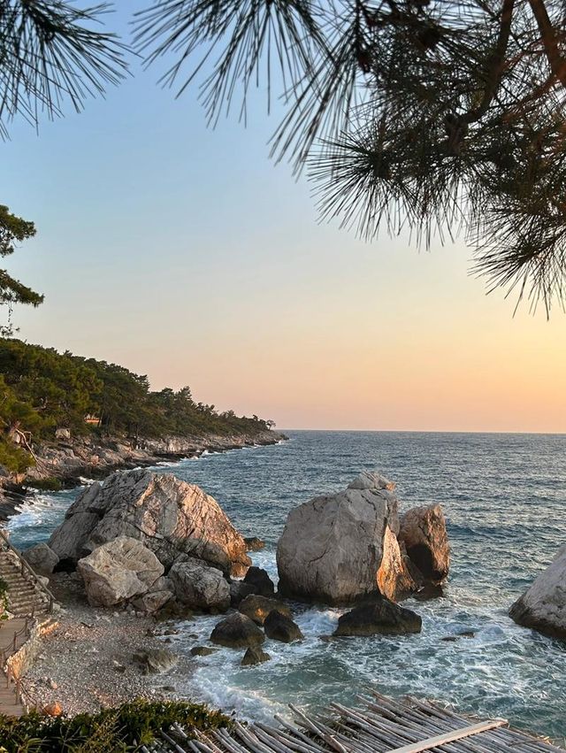 Turkey's Nautical Hotel: A Cliffside Paradise