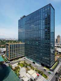 🌟 Luxe Escapes: Makati's Raffles Haven 🏨✨