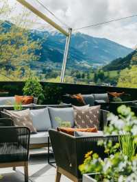 🏔️ Kitzbühel's Cozy Luxury: Grand Tirolia Revealed! 🛎️