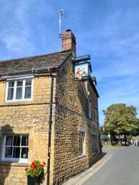 英格蘭最美鄉村之一·科茨沃爾德（Cotswolds）。