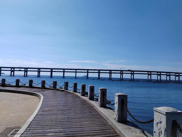 黑石礁公園｜都市海邊的黑色夢幻，潮起潮落皆風情！