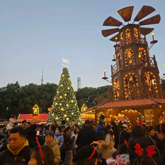 Winter Market in the heart of Shanghai