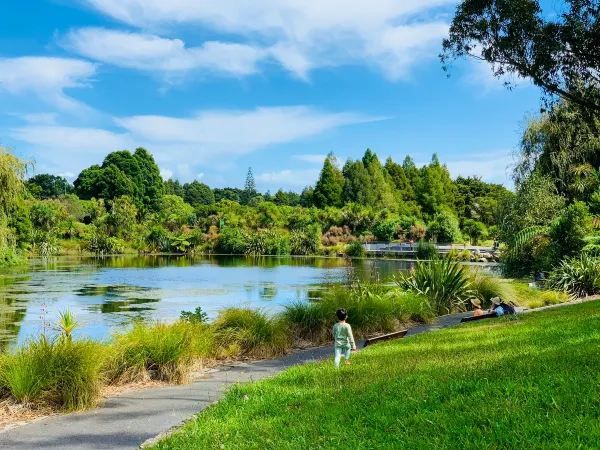 Auckland Botanic Gardens: A Scenic Escape