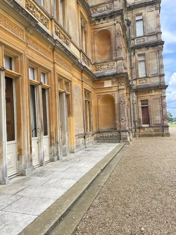 Visiting the Iconic Downton Abbey
