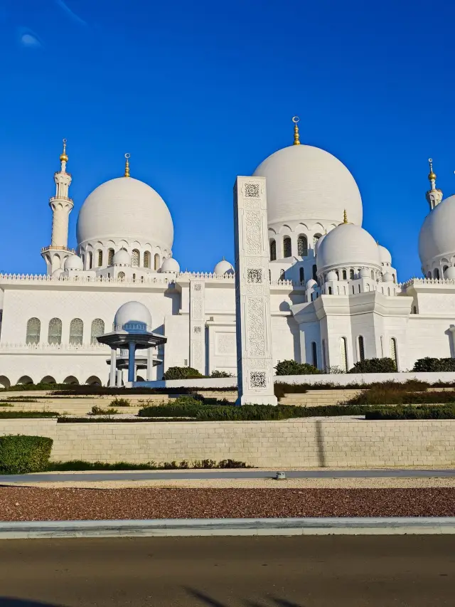 7-Day UAE Tour: Visa-Free Travel Without Detours