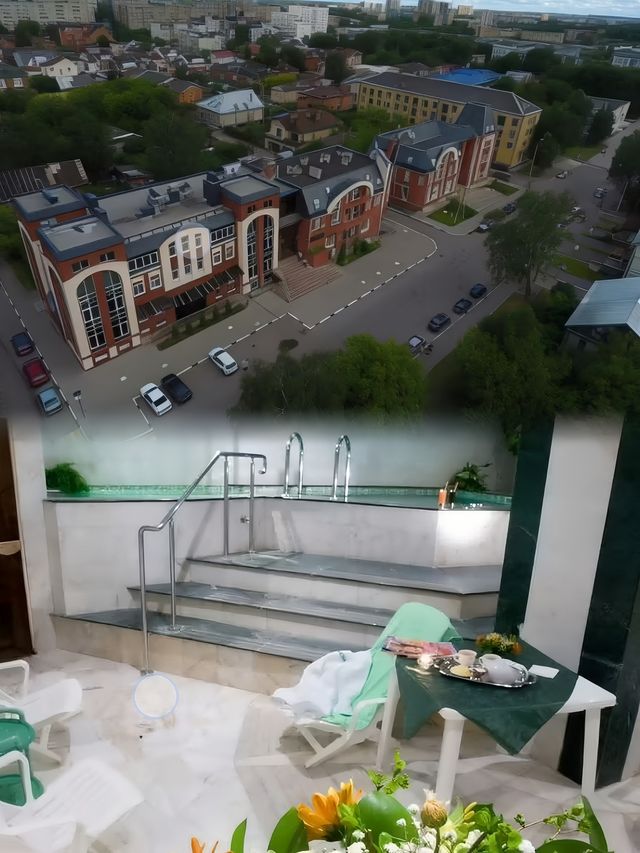 Hotel Pushkin：都市中的寧靜港灣