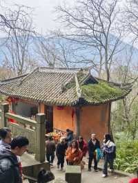 綿陽周邊遊｜竇圌山、武都鎮一日遊，登高望遠，祈福觀奇
