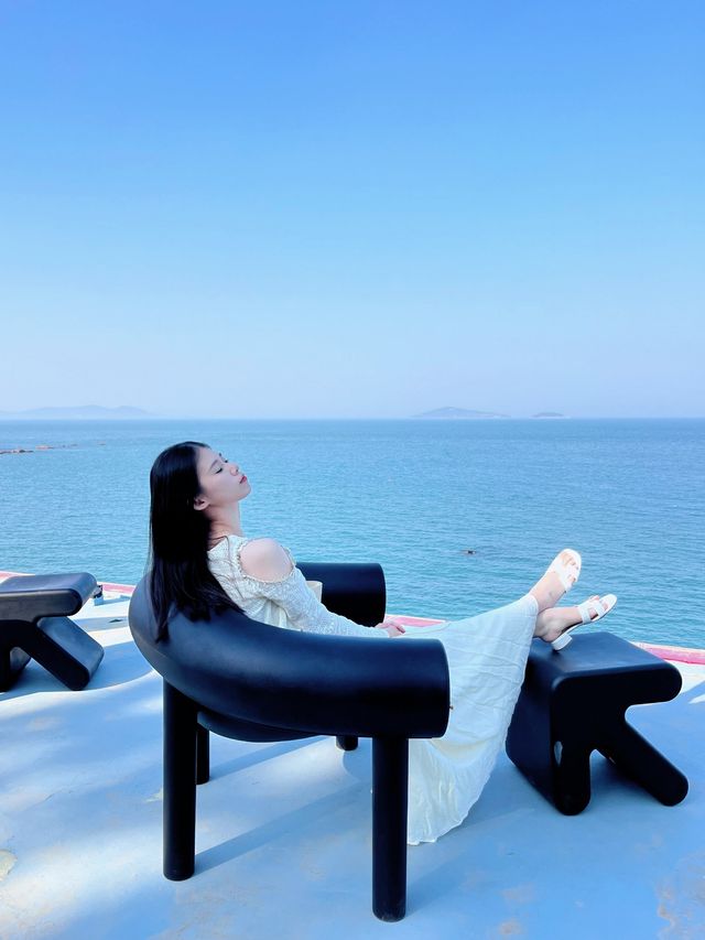 01年女生去青島陪拍｜海風帶來的隨意感