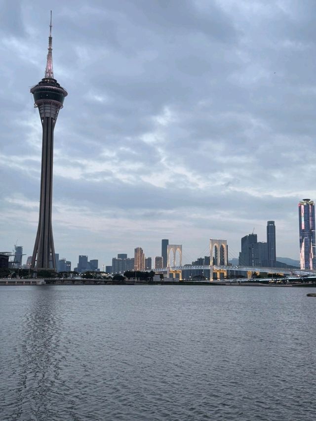 從香港奔赴澳門衣灣斜巷：跨境交通全攻略與打卡指南