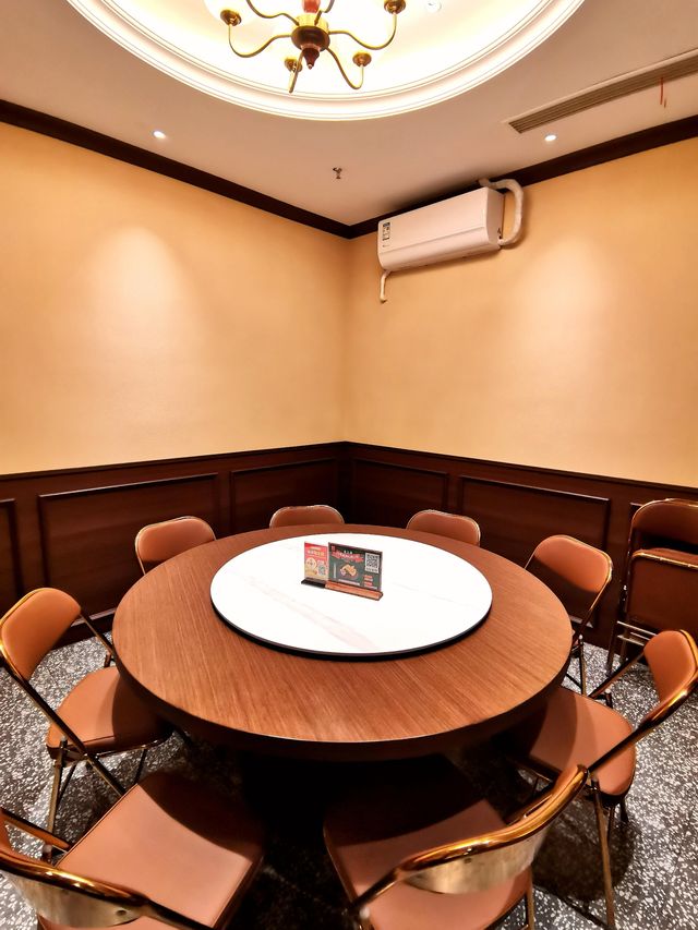 上海首間分店！外貌協會必試嘅港式大排檔