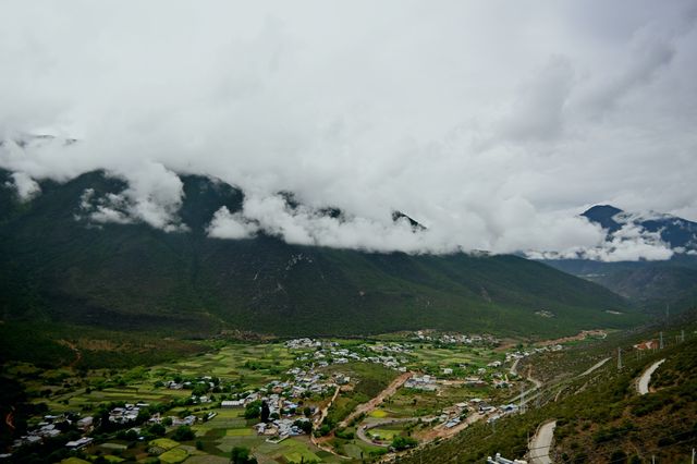 2025雲南絕美秘境之旅天堂在左雨崩在右