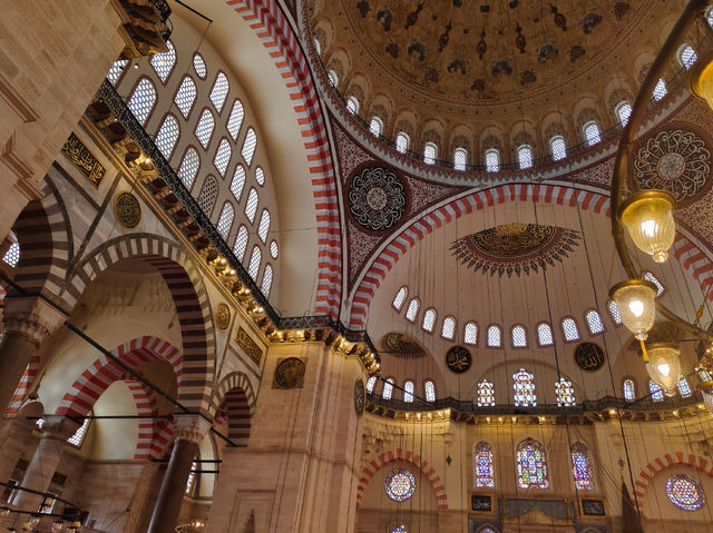 황금기의 건축미학—쉴레이마니에 모스크 탐방 황금기의 건축미학—쉴레이마니에 모스크 탐방
