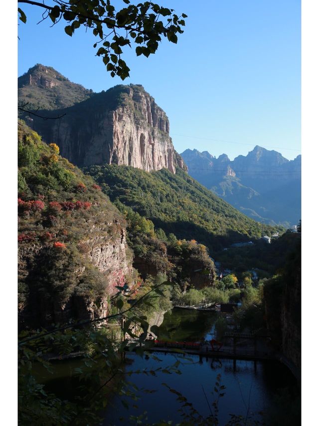 山林古道美如畫