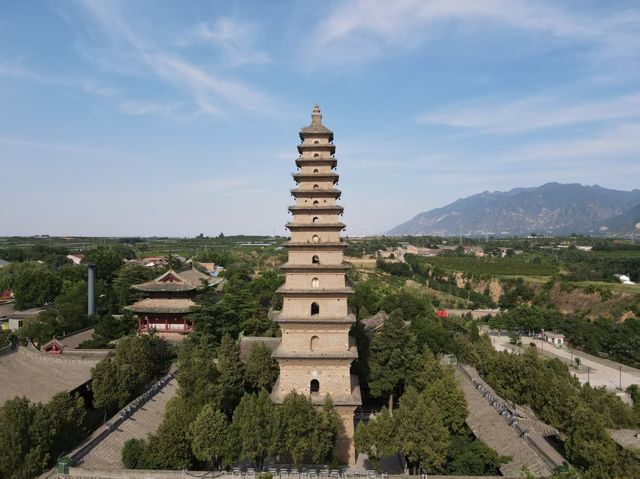普救寺古塔——鶯鶯塔 普救寺古塔——鶯鶯塔