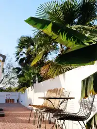 娃在加順農場當農夫，我在芷嵐秋看湖光發呆