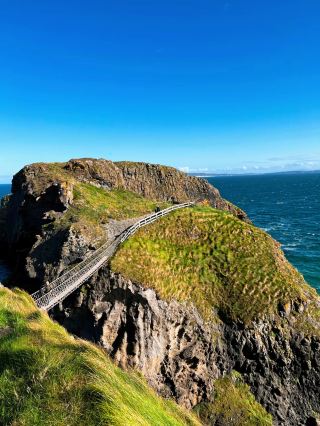 One Day Tour of the Northern Ireland Coast! Six Must-See Attractions in Belfast Without Detours