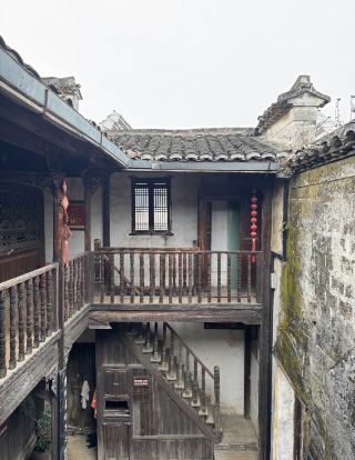 南昌周辺の絶美古村、一つ一つの瓦やレンガがまるで大作の背景壁