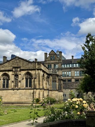 No-BS Manchester Citywalk Guide｜Real Pros & Hidden Travel Pitfalls 🚶‍♂️