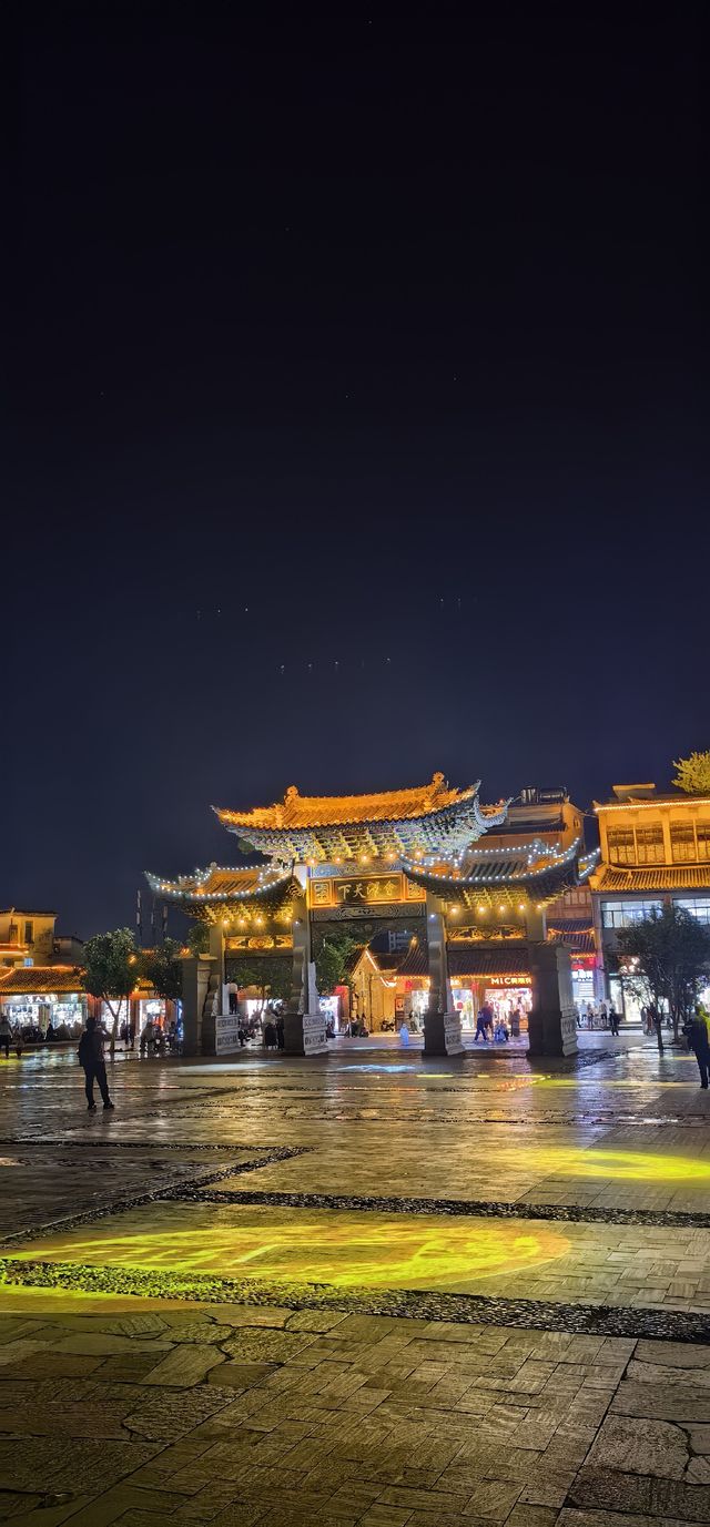 夜遊會澤古城,體驗一般,不必專程前來。