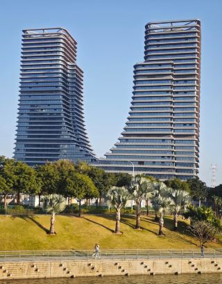 廈門海滄湖岸公園漫步邂逅城市裡的自然浪漫 在廈門找到一片治癒系城市綠洲啦! 住錦江之星品尚廈