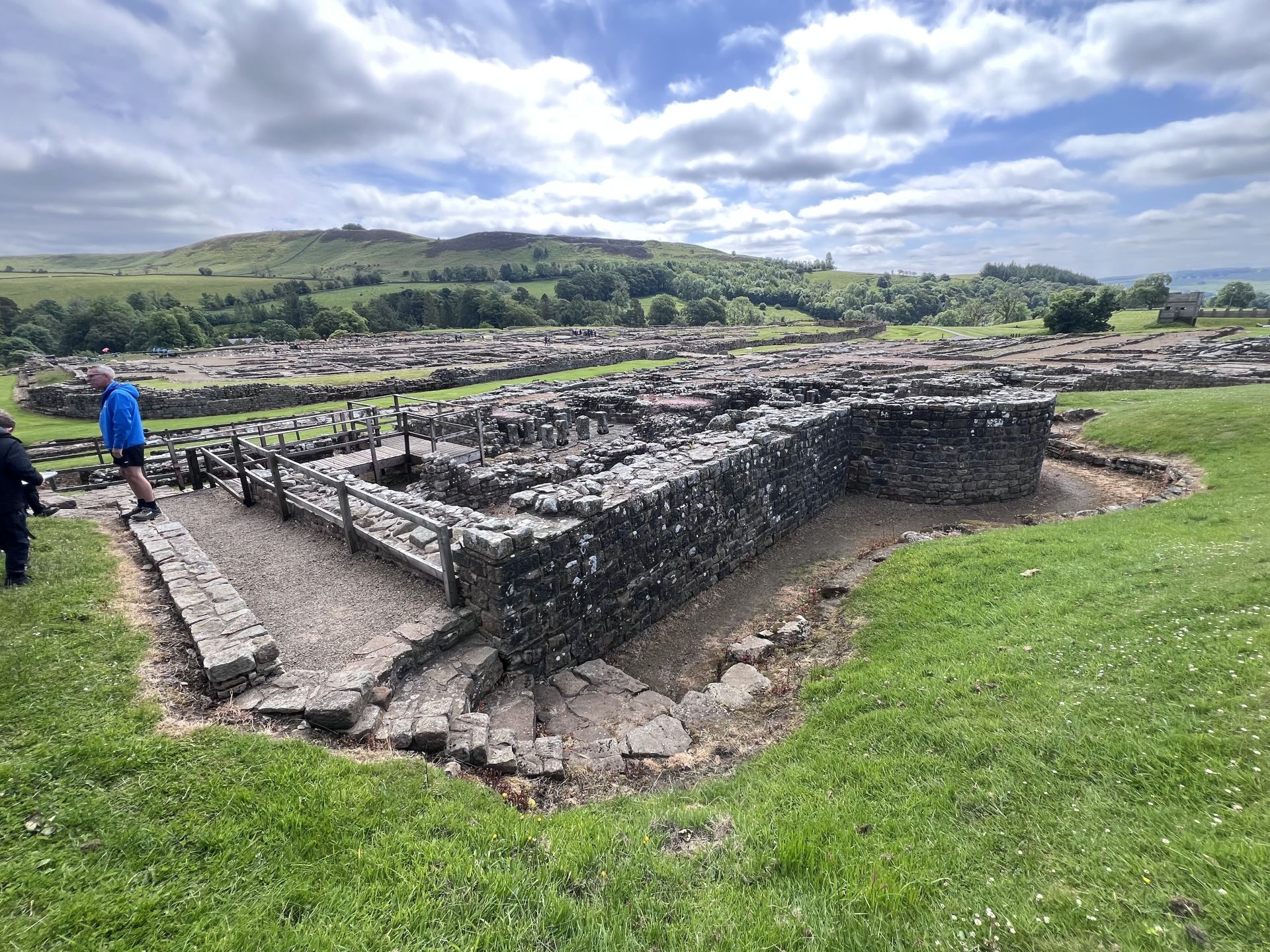 Memorable Hadrian's Wall Walk with Excellent Support