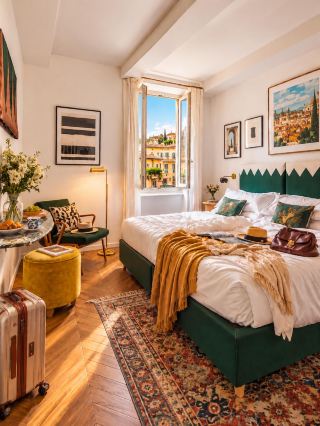 Florence! A dream hotel right by the Cathedral of Santa Maria del Fiore