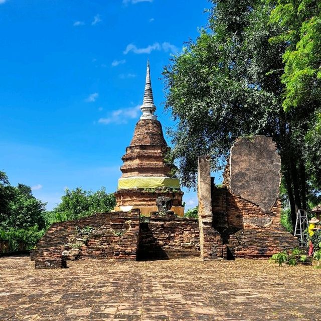 วัดพระธาตุหมื่นครื้น  ลำปาง