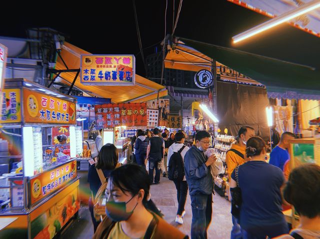 高雄瑞豐夜市｜好吃好逛好玩！