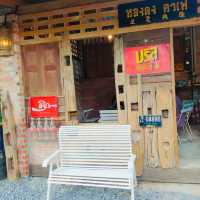 Long-Dong หลงดง คาเฟ่ 