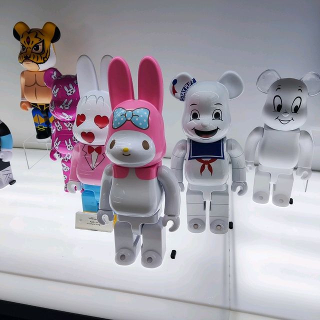 Action City Bearbricks Jewel Changi