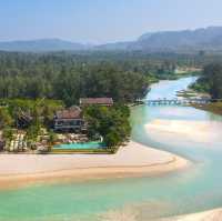 รีสอร์ทติดทะเล หาดปะการัง น้ำทะเลใสมาก 