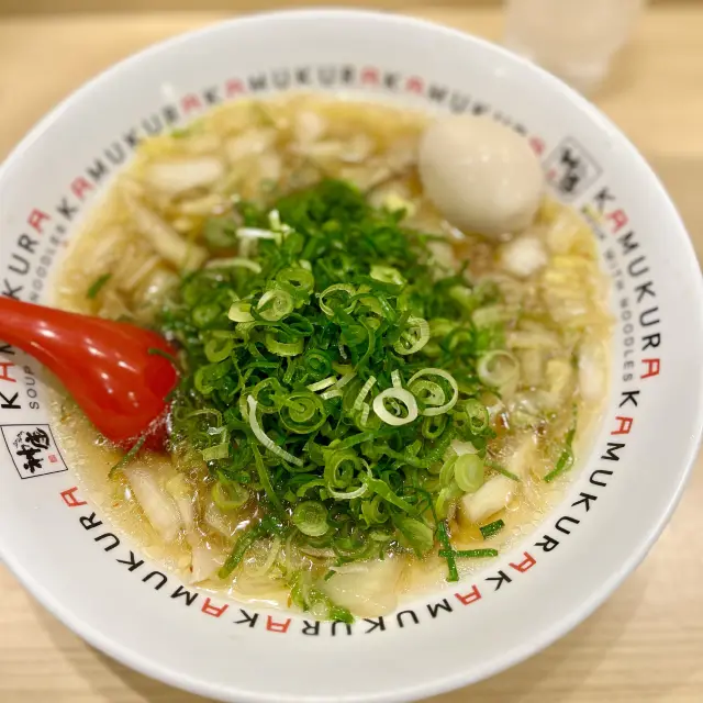 【大阪・心斎橋】安定の旨さ！関西を代表する野菜たっぷりラーメン