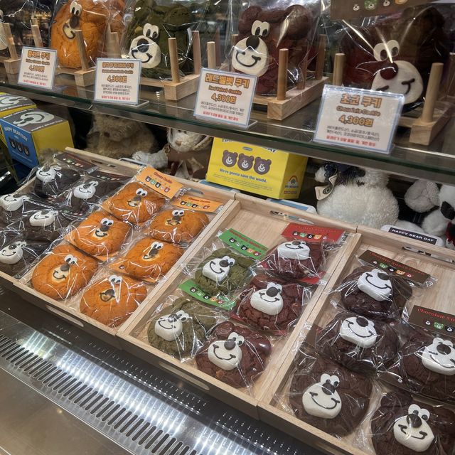 韓国/ソウル【明洞】有名なかわいいカフェがデパ地下に🫶🏻🧸